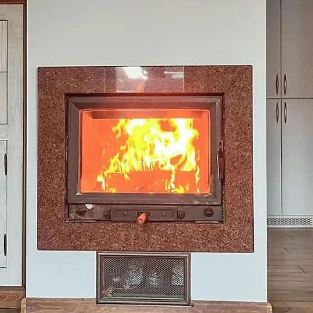 In With Sauna Nyaraló *